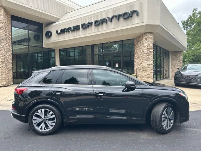 Used 2023 Audi Q4 e-tron Premium Plus w/ Premium Plus RWD image 8