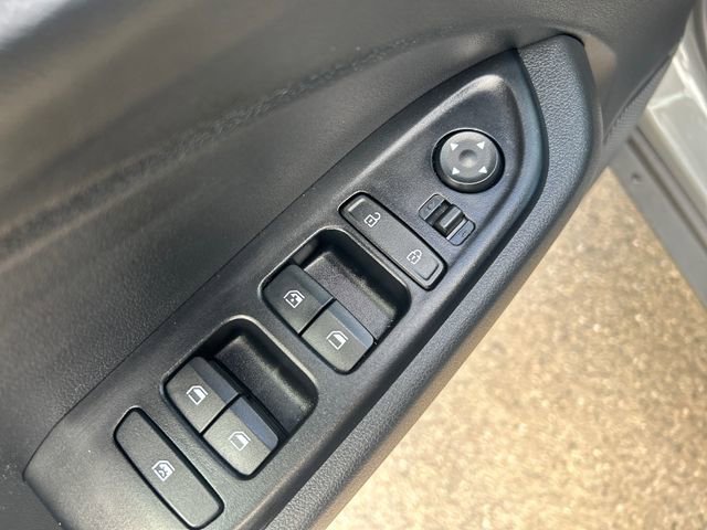 Certified 2022 Hyundai Venue SEL image 13