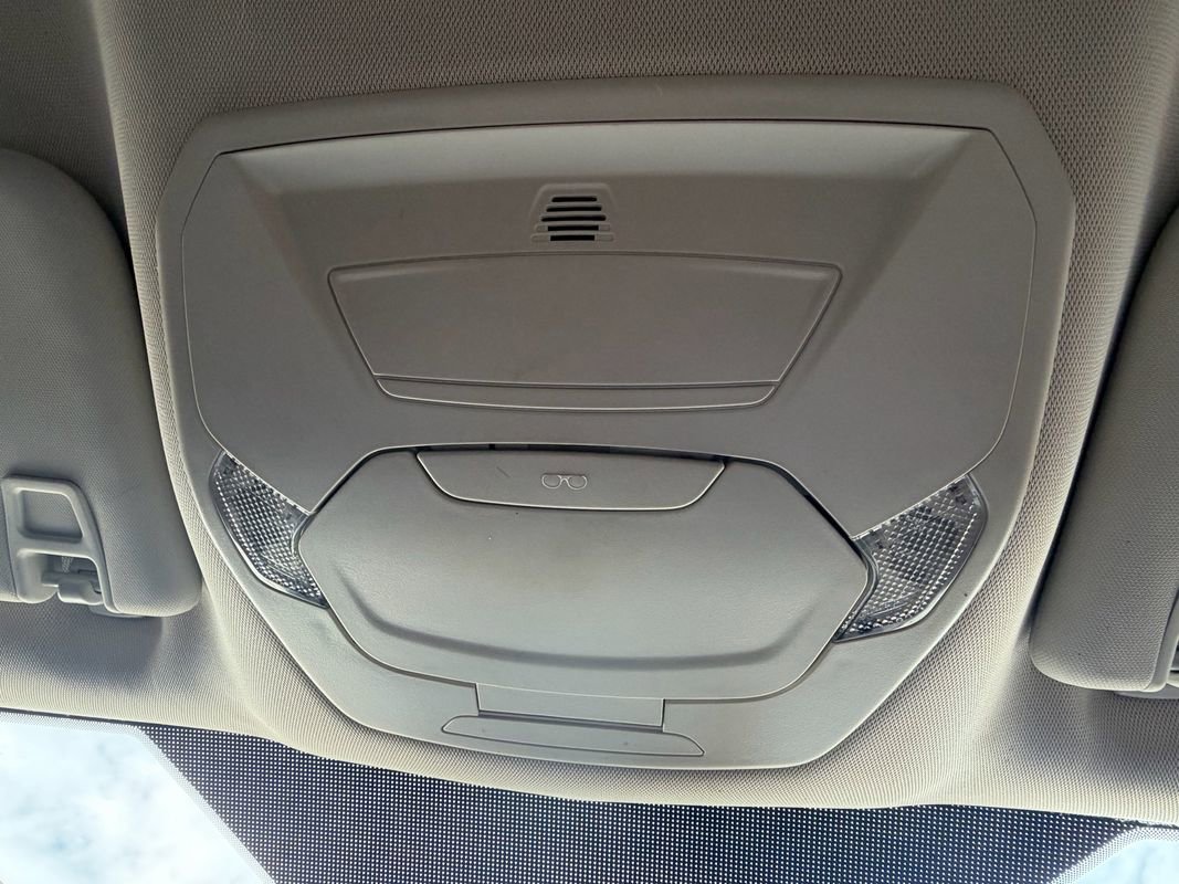 Used 2018 Ford Escape SE w/ SE Sync 3 Package image 34