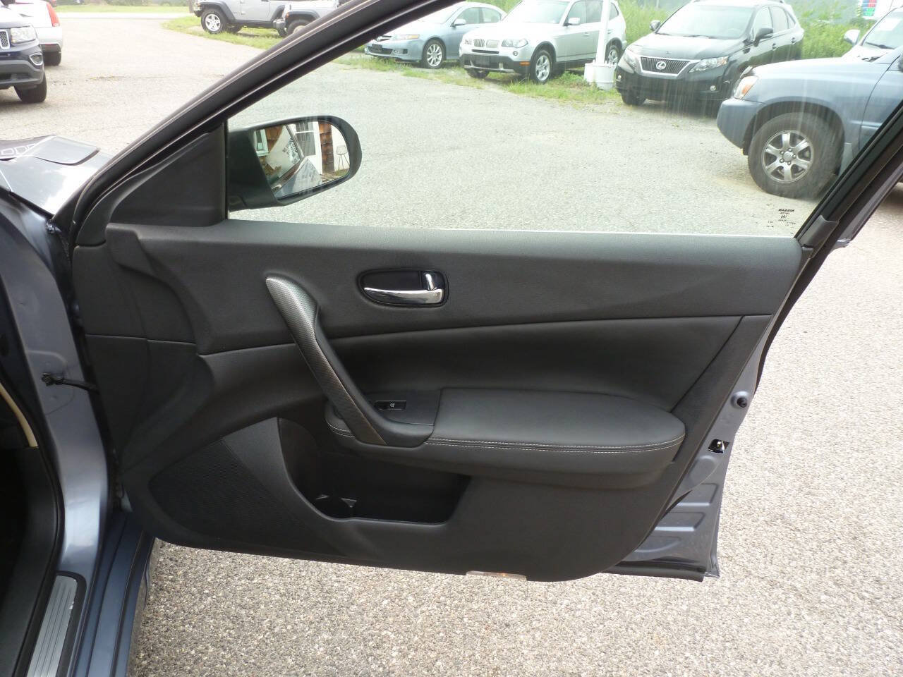 Used 2011 Nissan Maxima 3.5 SV w/ Sport Pkg FWD image 29