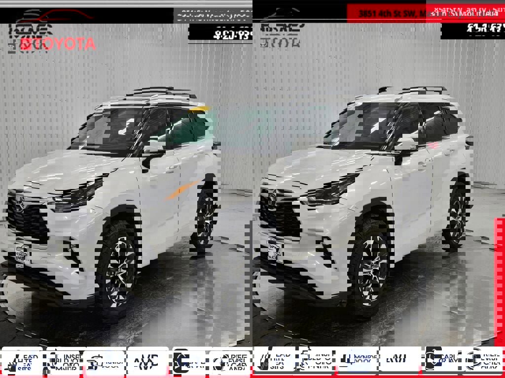 Used 2021 Toyota Highlander XLE