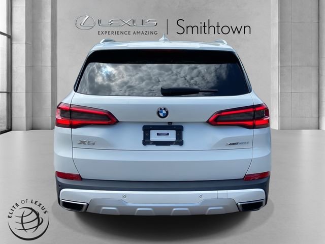 Used 2019 BMW X5 xDrive50i w/ Luxury Seating Package AWD/4WD image 6