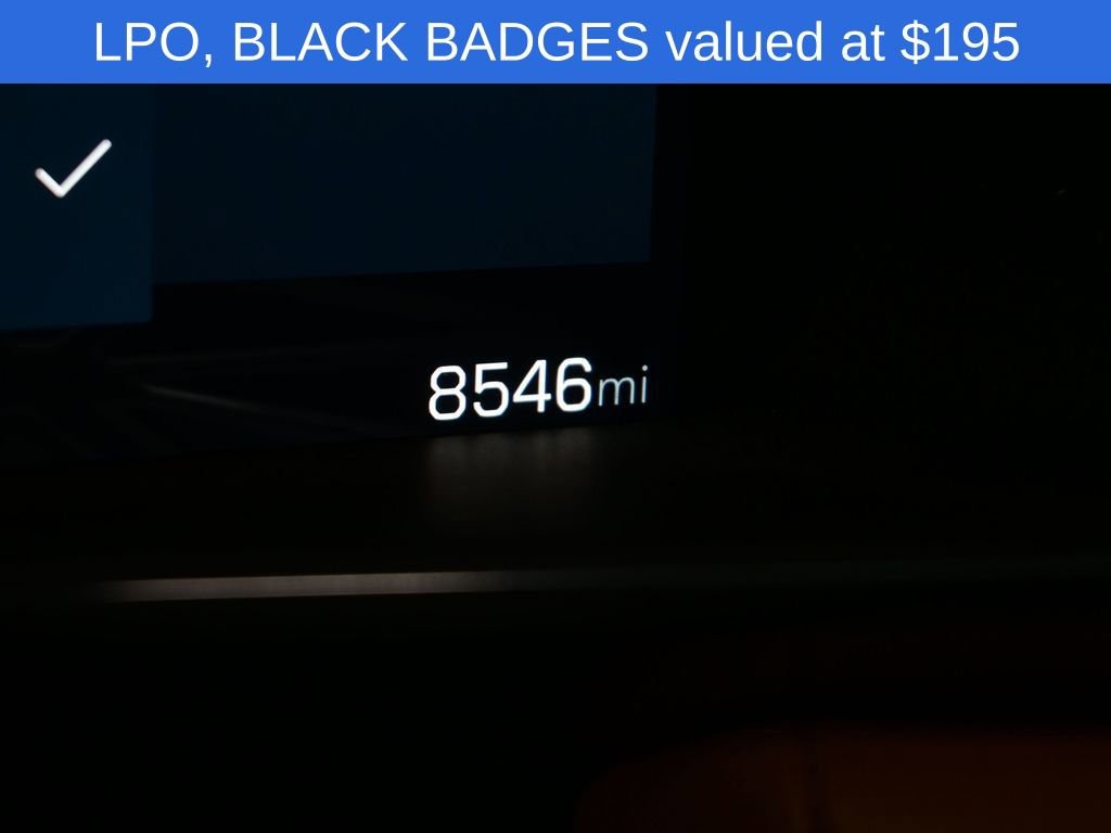 Used 2024 GMC Canyon AT4 w/ AT4 Premium Package image 12