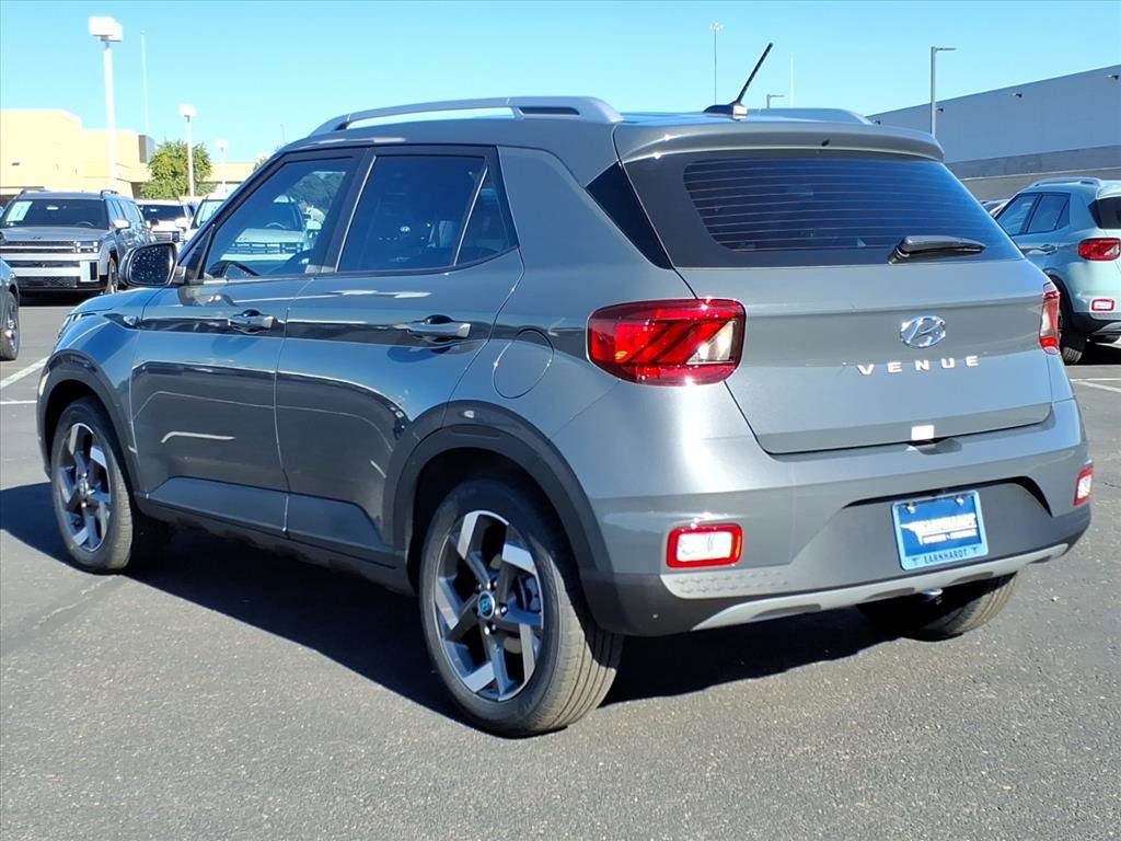 New 2026 Hyundai Venue SEL image 2
