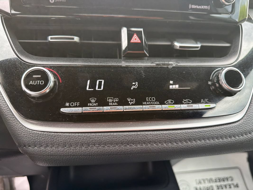 Used 2021 Toyota Corolla SE FWD image 23