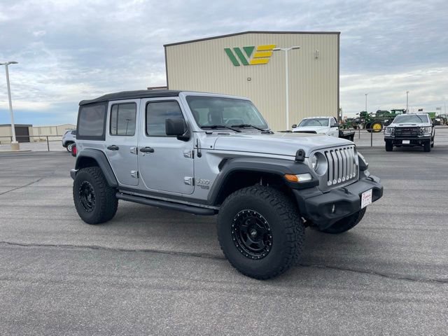 Used 2018 Jeep Wrangler Unlimited Sport image 3
