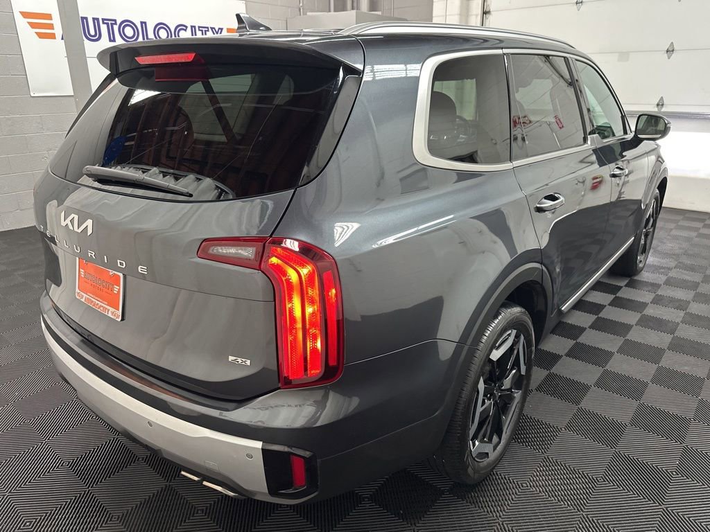 Used 2023 Kia Telluride S AWD/4WD image 10