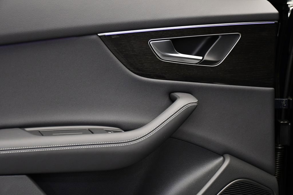New 2026 Audi Q8 Premium Plus image 41