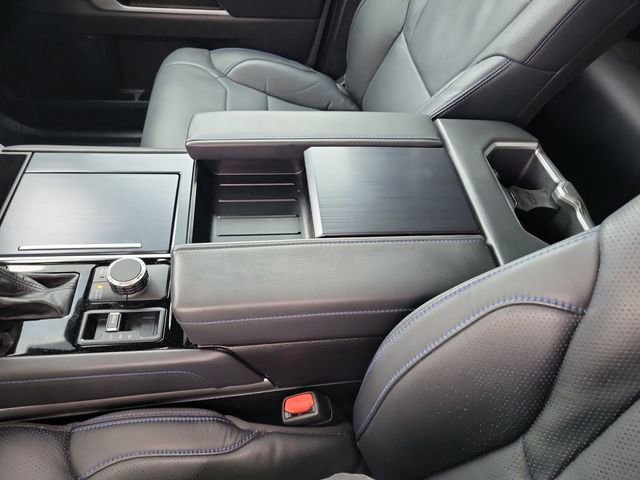 Used 2025 Toyota Tundra Platinum image 22