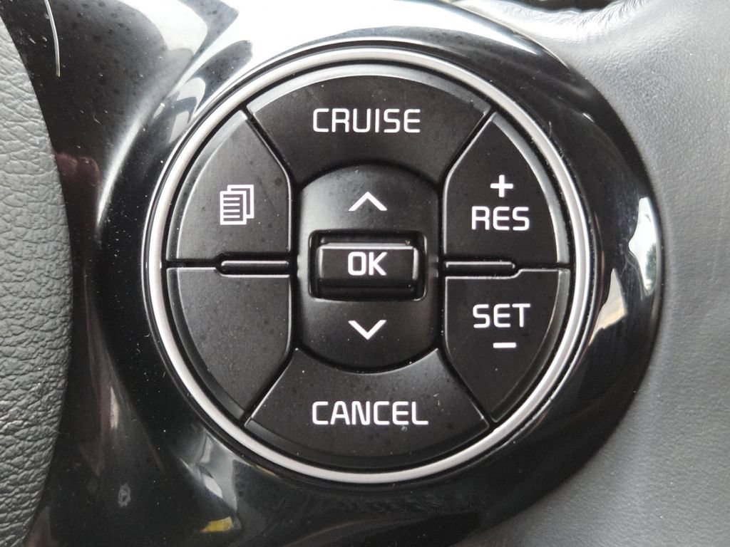 Used 2022 Kia Soul EX FWD image 9