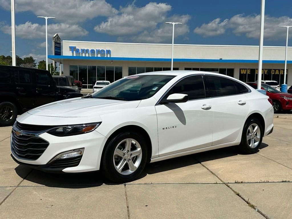Used 2024 Chevrolet Malibu LS image 4