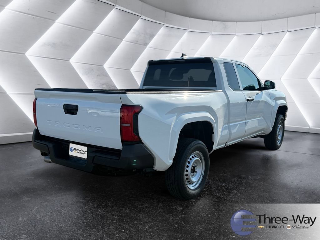 Used 2024 Toyota Tacoma SR image 5