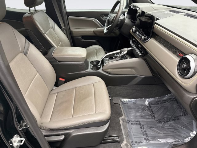 Used 2024 Chevrolet Colorado ZR2 w/ ZR2 Convenience Package III image 17