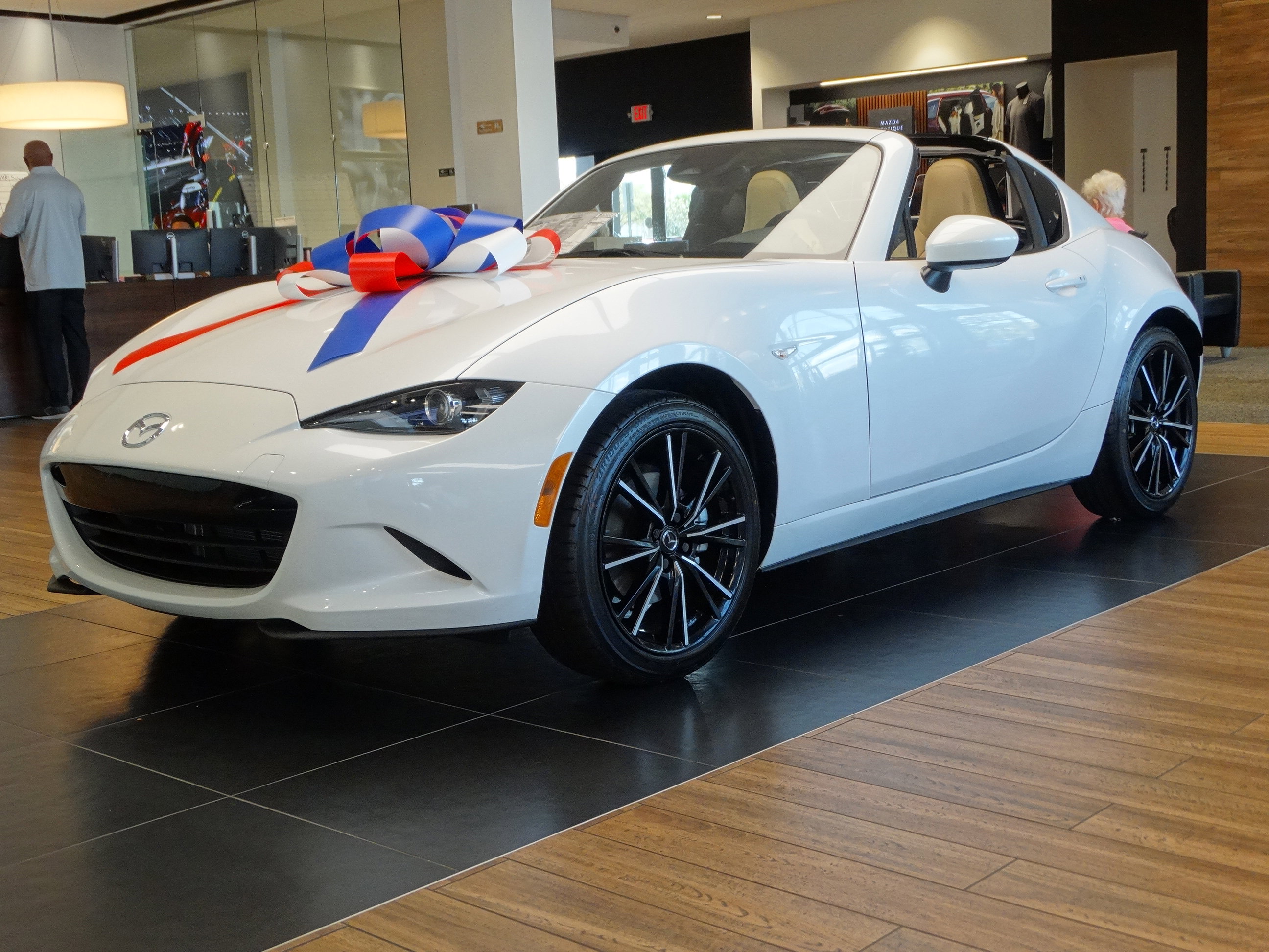 New 2025 MAZDA MX-5 Miata RF Grand Touring image 7