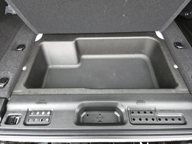 Used 2021 Jeep Wrangler Unlimited Sahara image 49