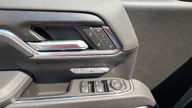 New 2026 GMC Sierra 1500 Denali w/ Technology Package AWD/4WD image 15