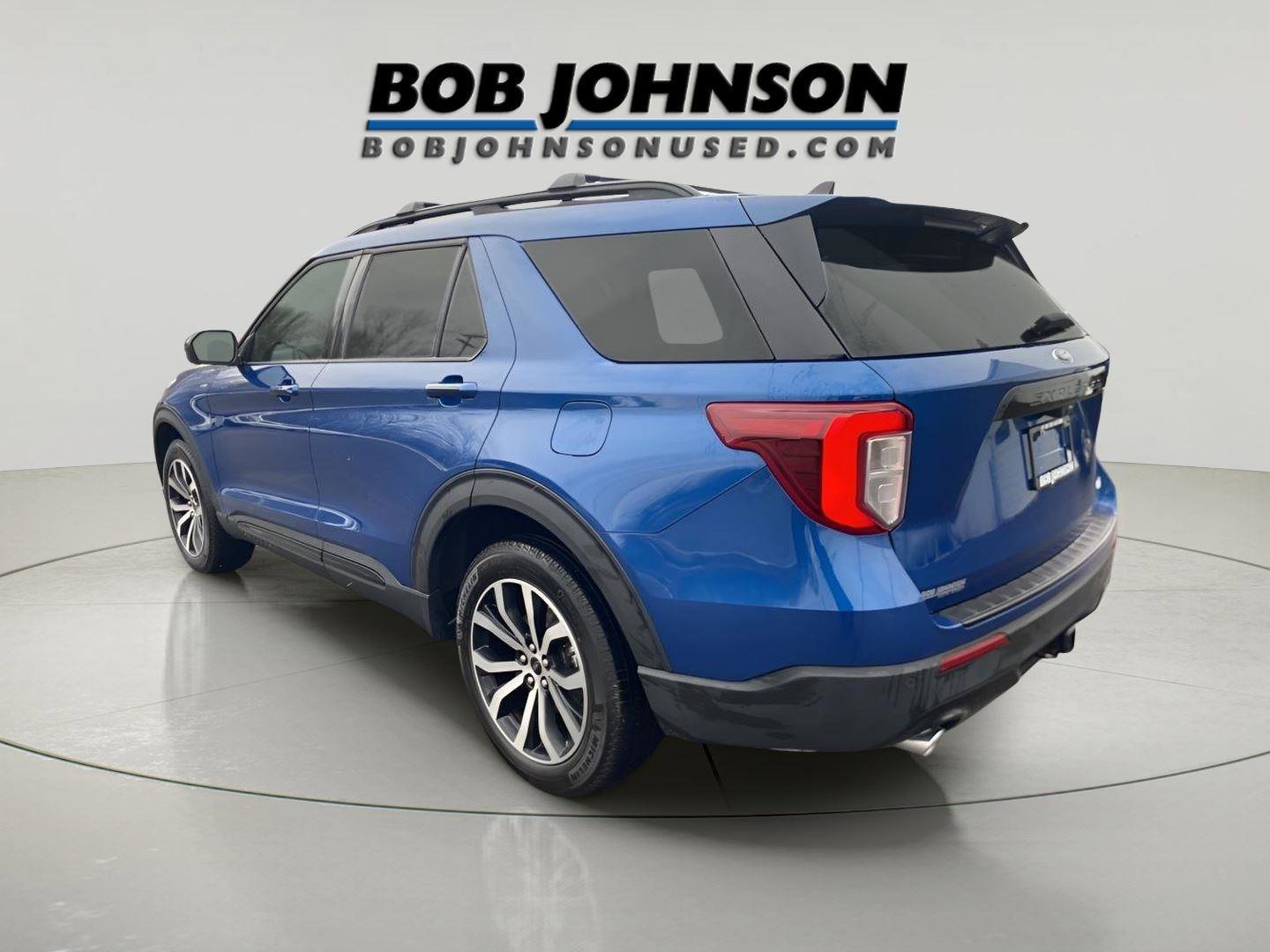 Used 2023 Ford Explorer ST-Line w/ Class IV Trailer Tow Package AWD/4WD image 9