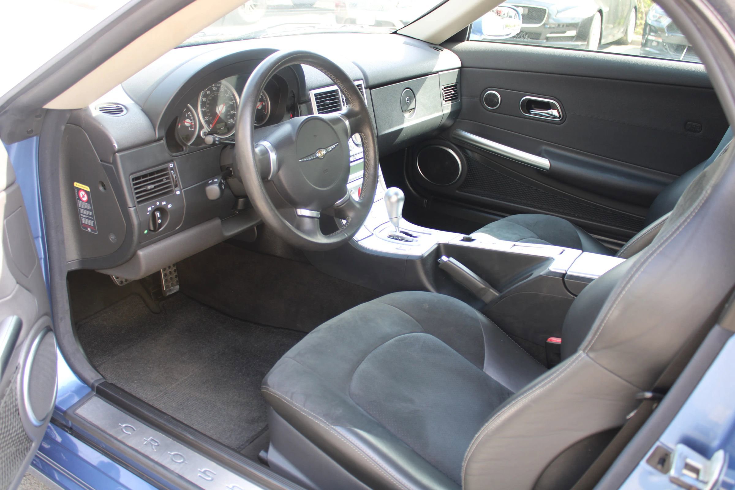 Used 2005 Chrysler Crossfire SRT-6 image 13