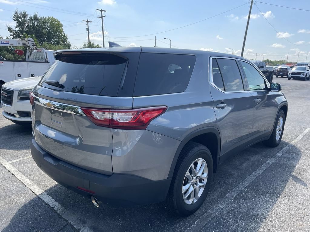 Used 2018 Chevrolet Traverse LS FWD image 9