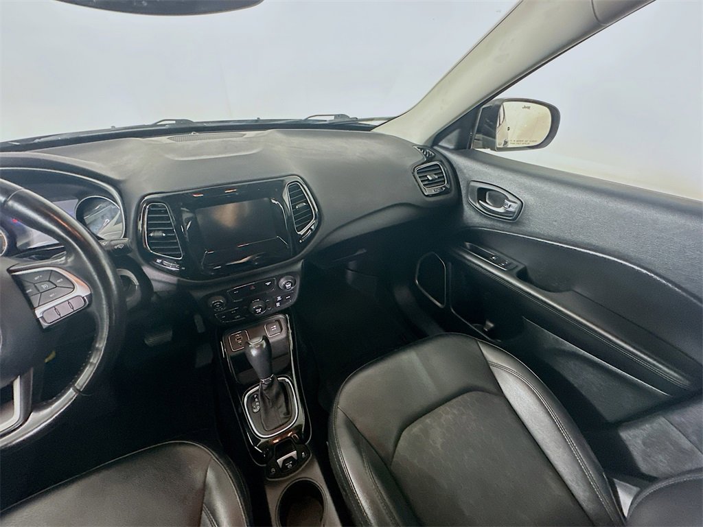 Used 2019 Jeep Compass Altitude image 11