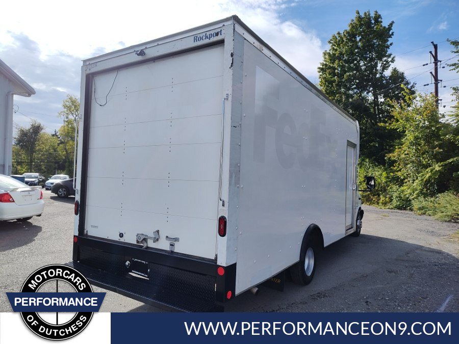 Used 2021 Chevrolet Express 4500 Extended w/ Power Convenience Package RWD image 3