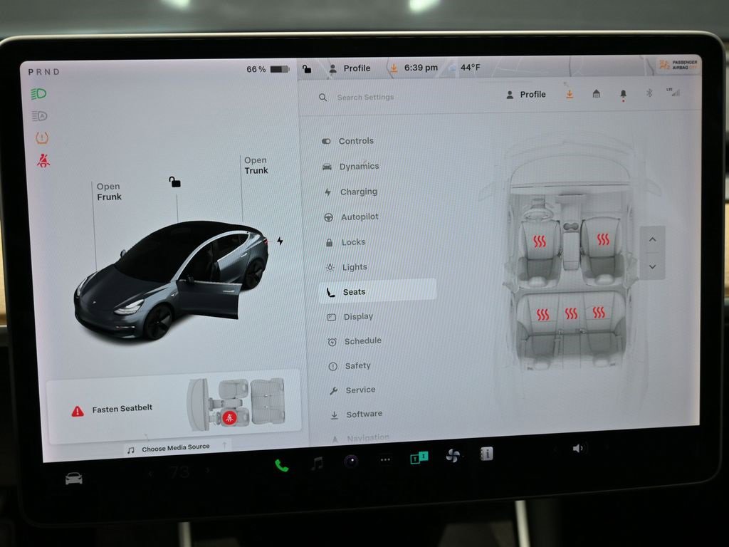 Used 2018 Tesla Model 3 Long Range image 26