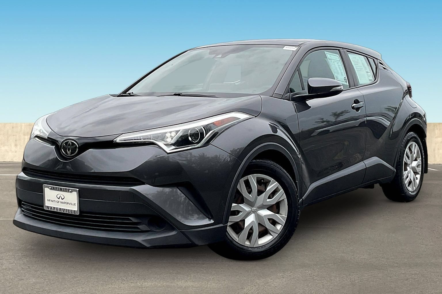 Used 2019 Toyota C-HR LE FWD image 3
