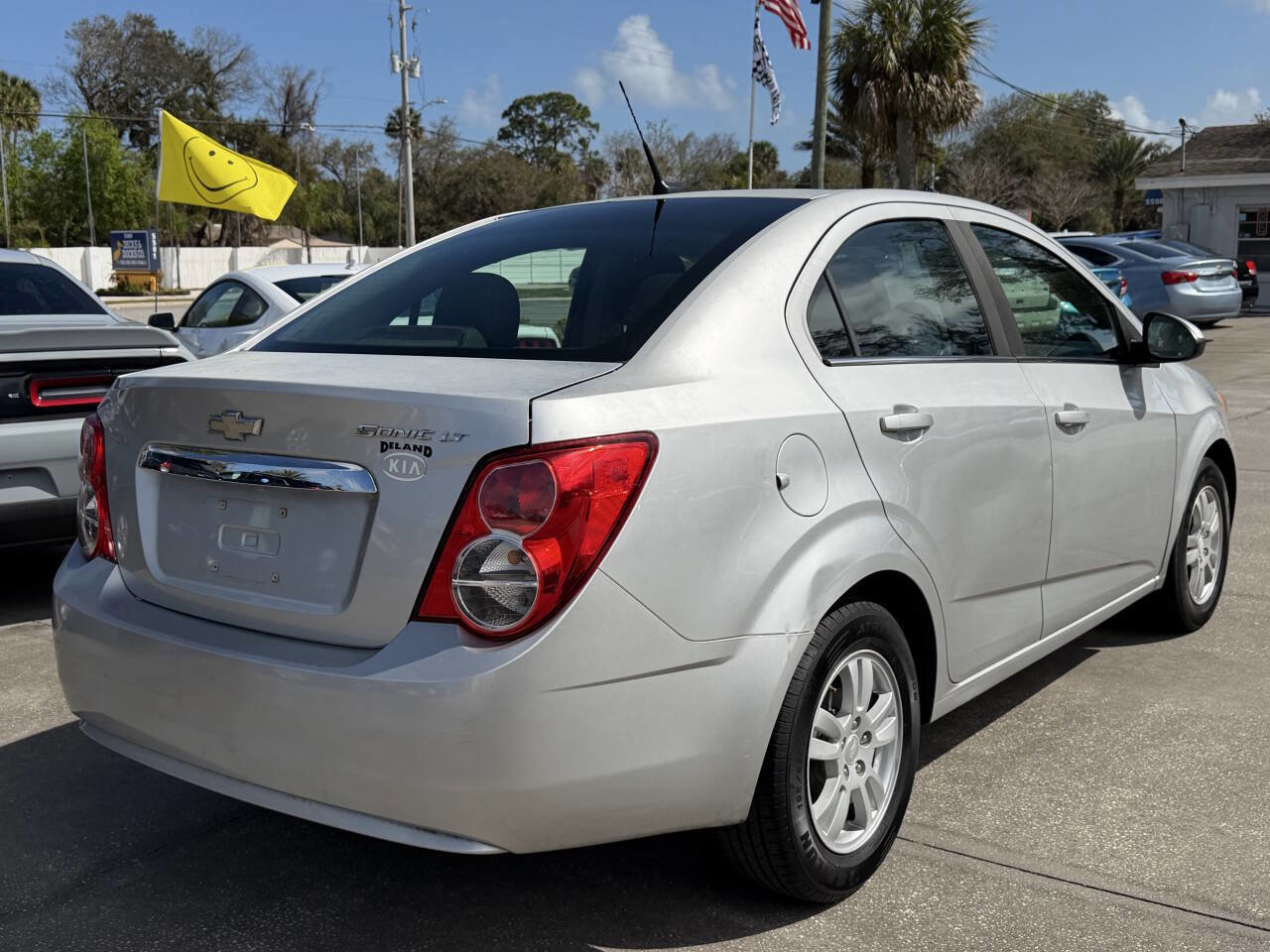 Used 2014 Chevrolet Sonic LT image 8