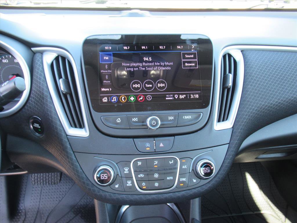 Used 2024 Chevrolet Malibu LT image 26