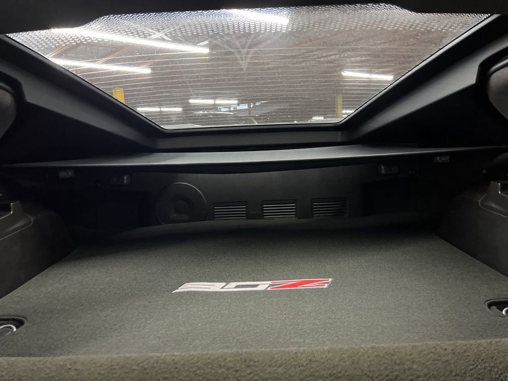 Used 2016 Chevrolet Corvette Z06 w/ 3LZ Preferred Equipment Group RWD image 22