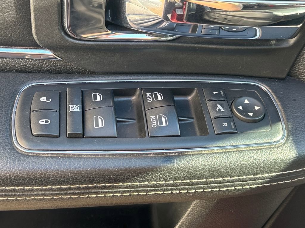 Used 2017 RAM 2500 Laramie w/ Convenience Group image 7