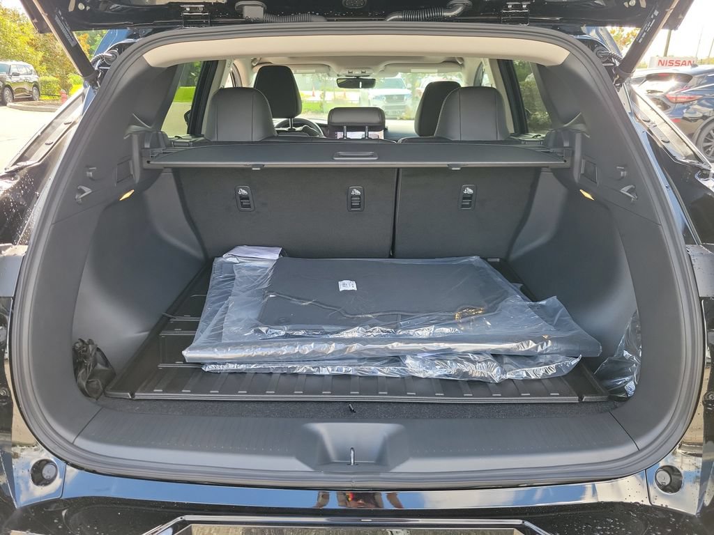 New 2026 Nissan Murano Platinum w/ Cargo Package AWD/4WD image 9