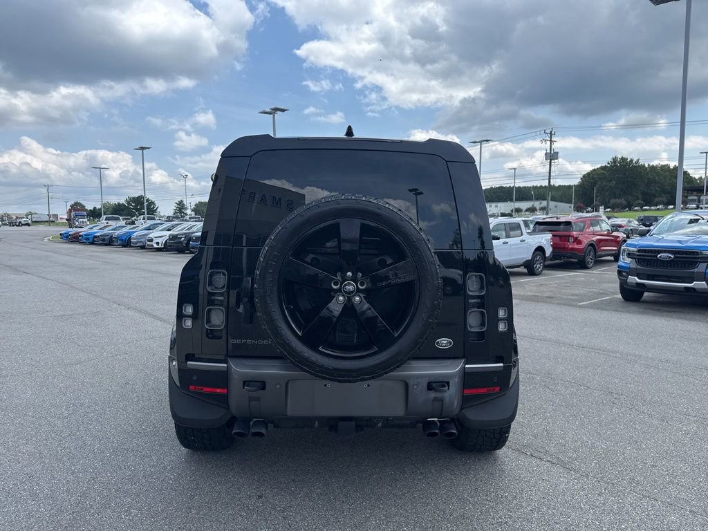 Used 2022 Land Rover Defender 110 V8 image 4