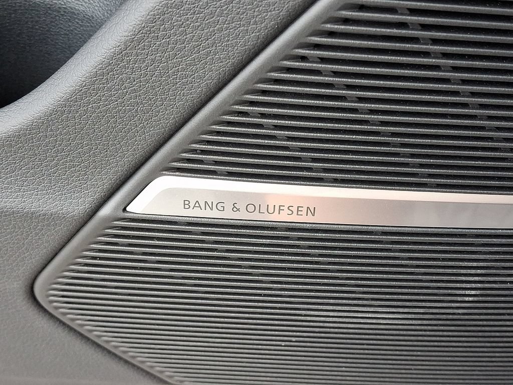Certified 2025 Audi Q8 Premium Plus w/ Premium Plus Package AWD/4WD image 28