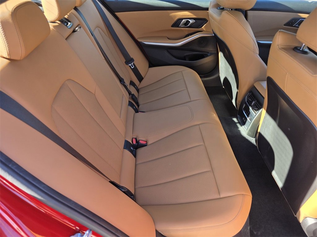 Used 2024 BMW M340i w/ Premium Package image 27