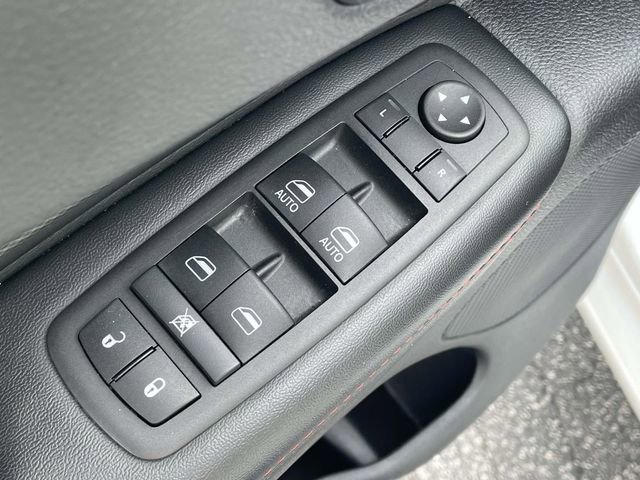 Used 2025 Dodge Durango GT image 16