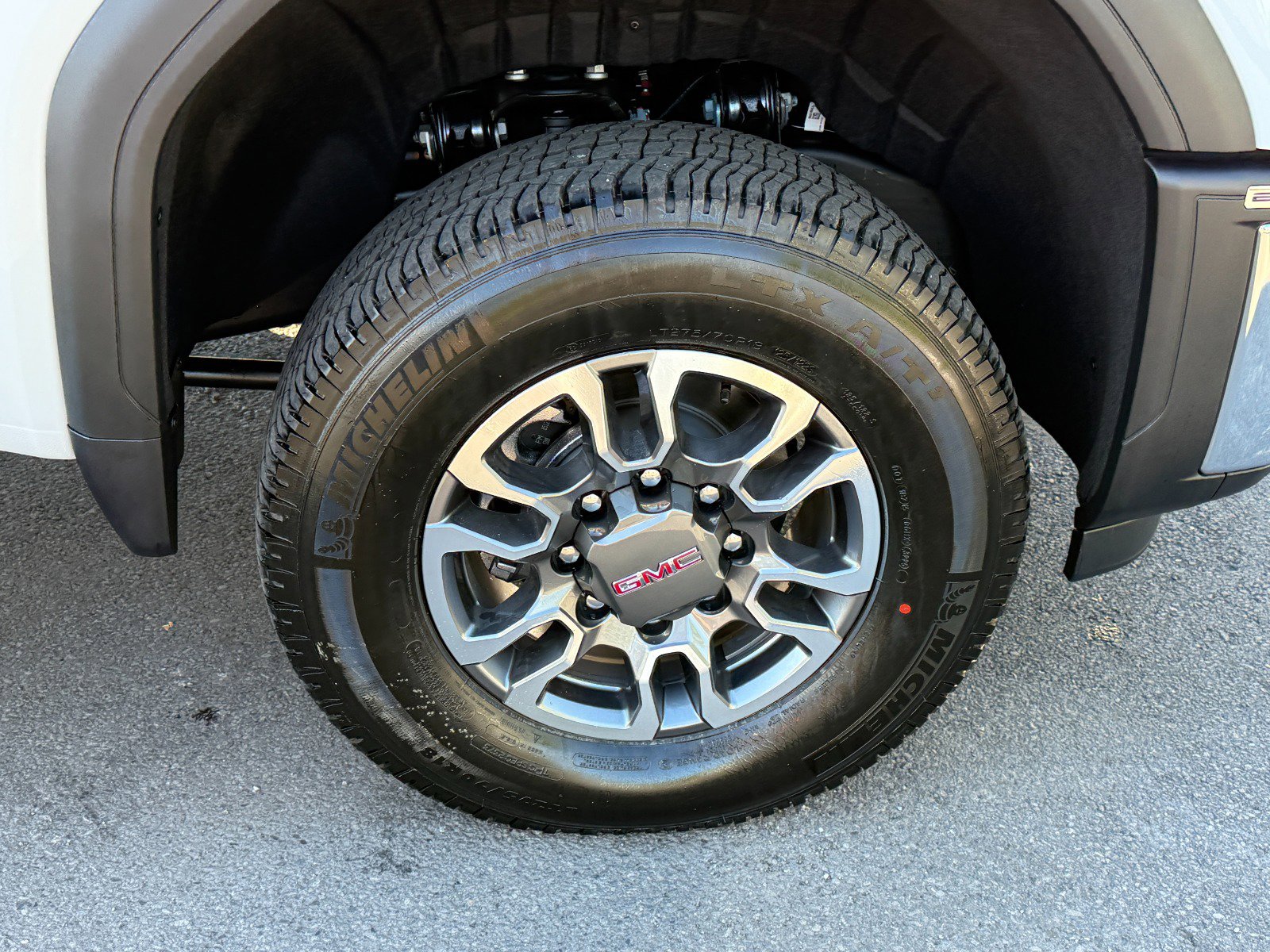 New 2026 GMC Sierra 2500 SLT w/ SLT Premium Package image 12