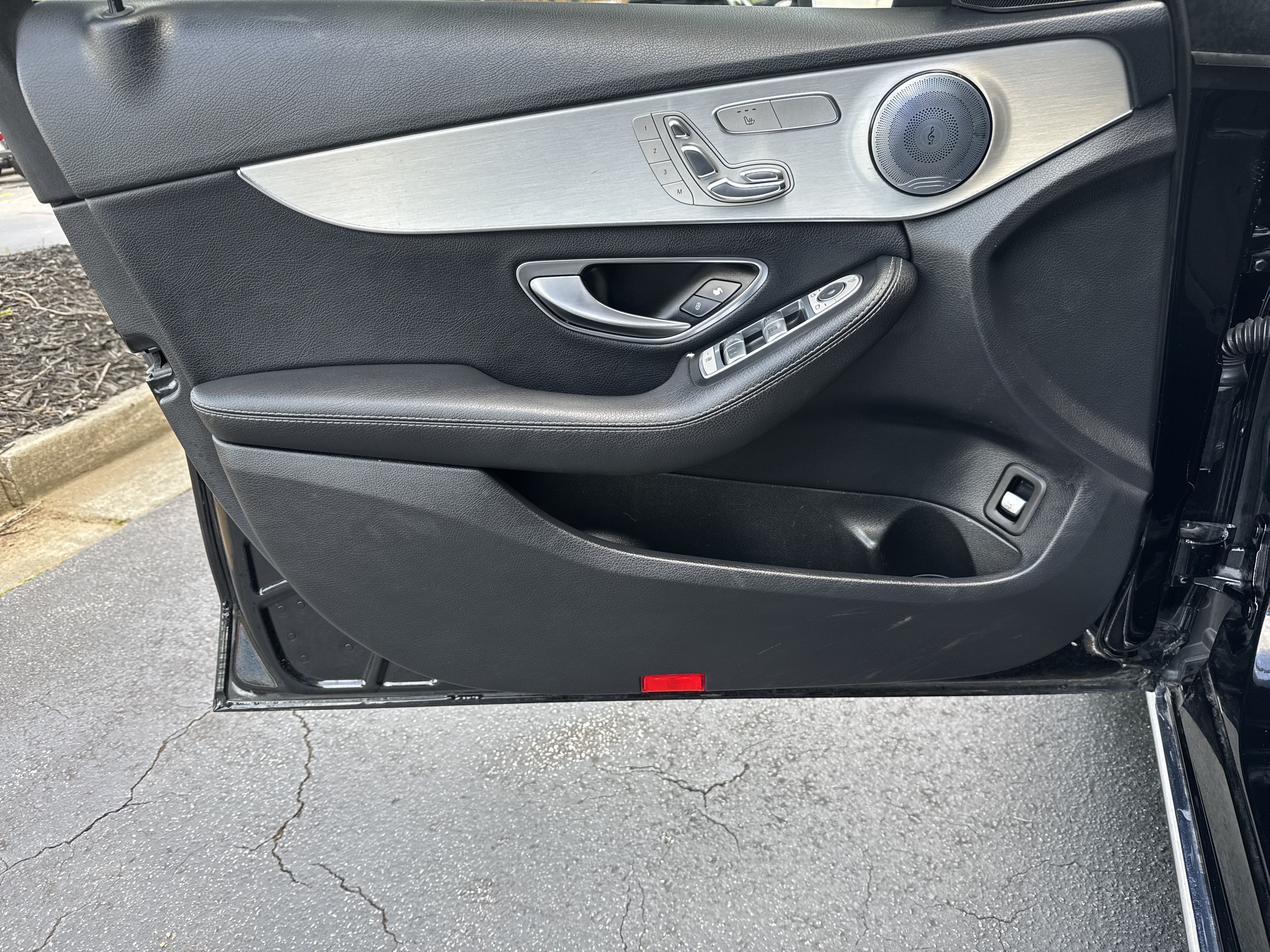 Used 2016 Mercedes-Benz C 300 4MATIC Sedan image 10