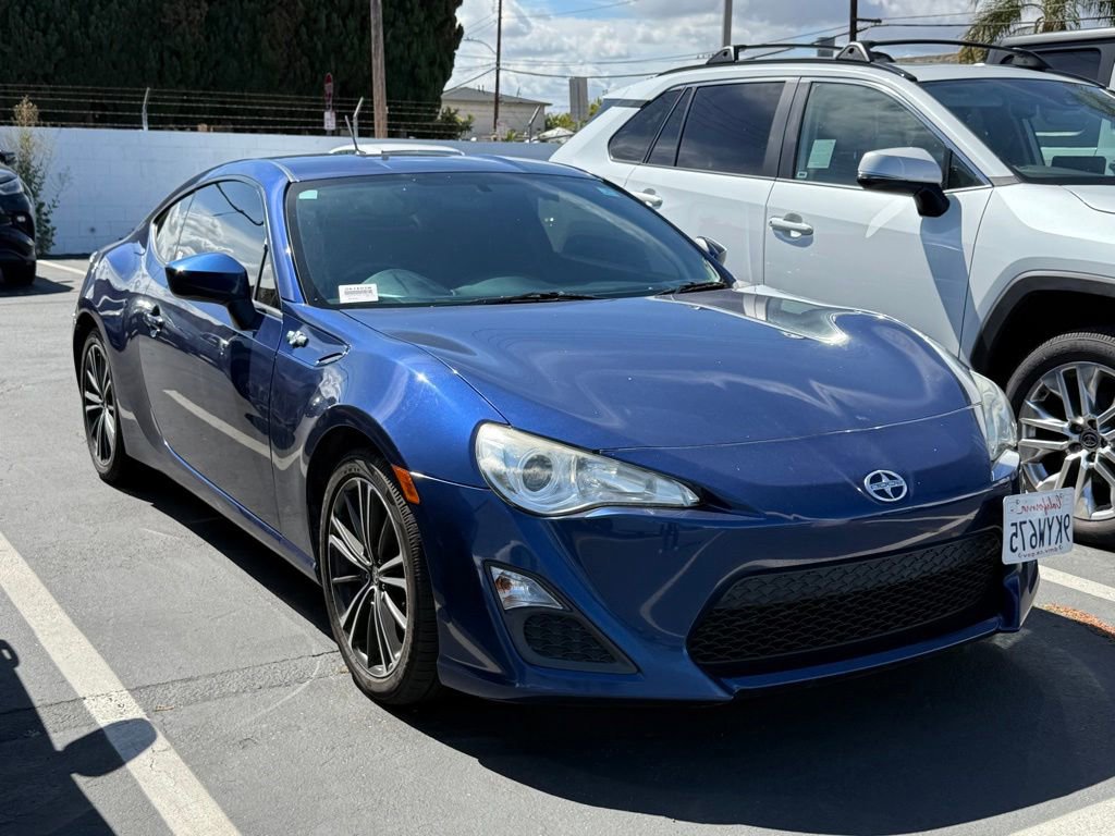 Used 2013 Scion FR-S RWD image 1