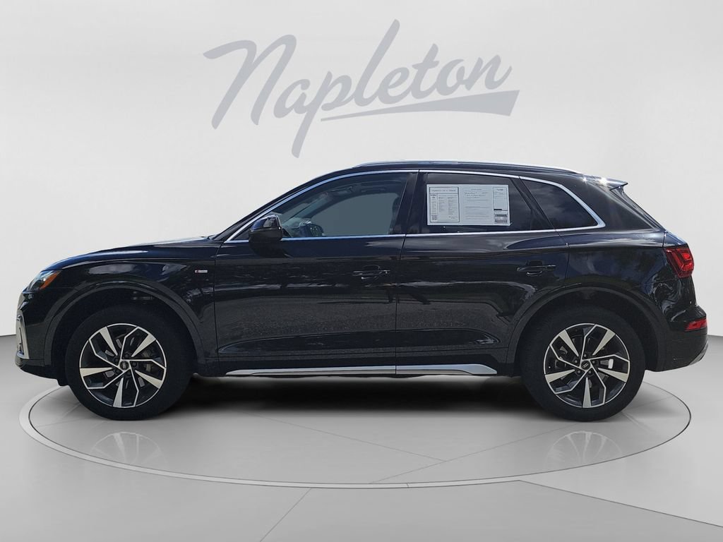 Used 2022 Audi Q5 2.0T Premium w/ Convenience Package AWD/4WD image 2