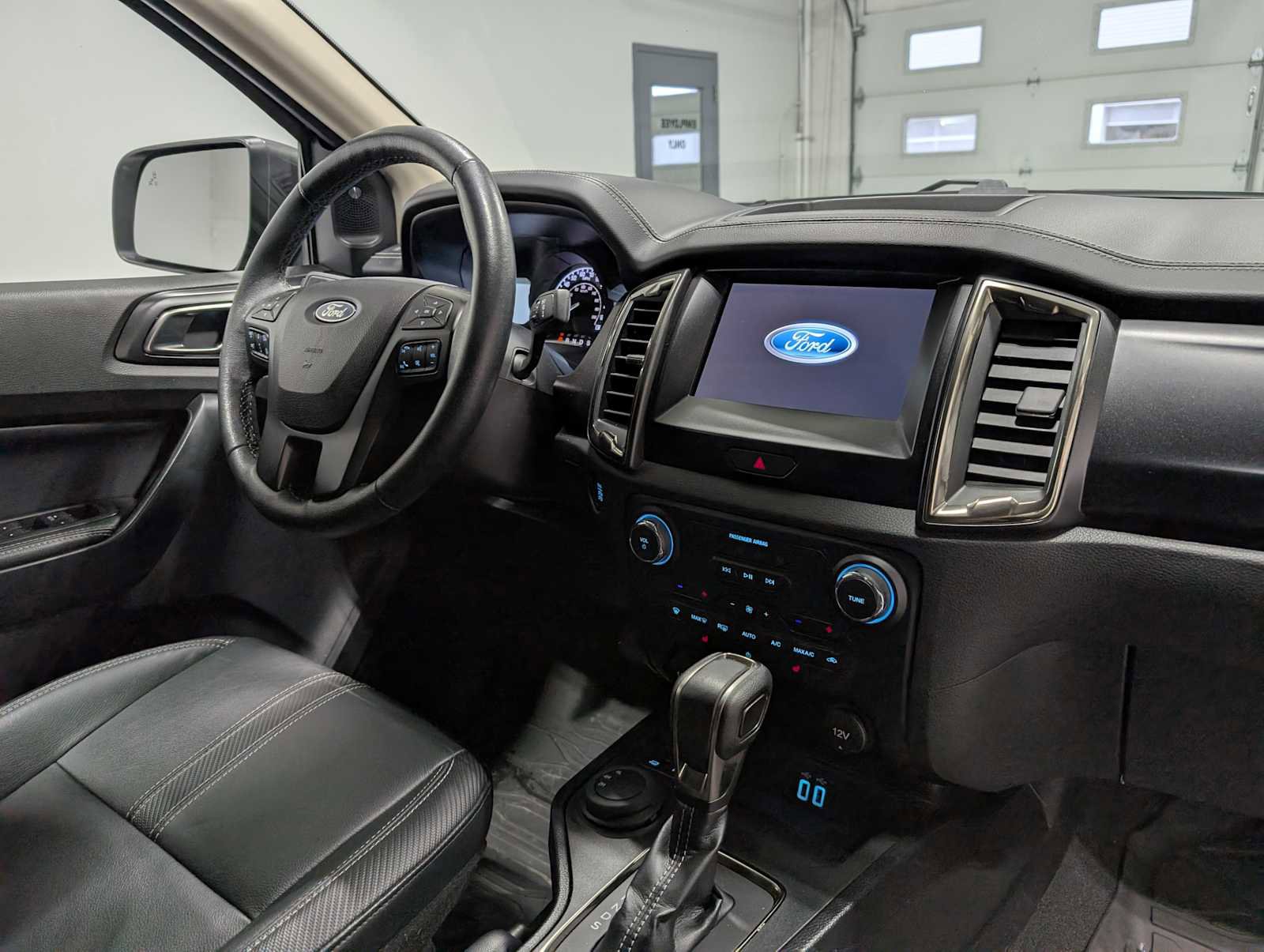 Used 2023 Ford Ranger Lariat w/ Equipment Group 501A High image 43