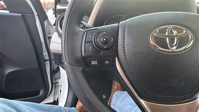 Used 2013 Toyota RAV4 LE image 15