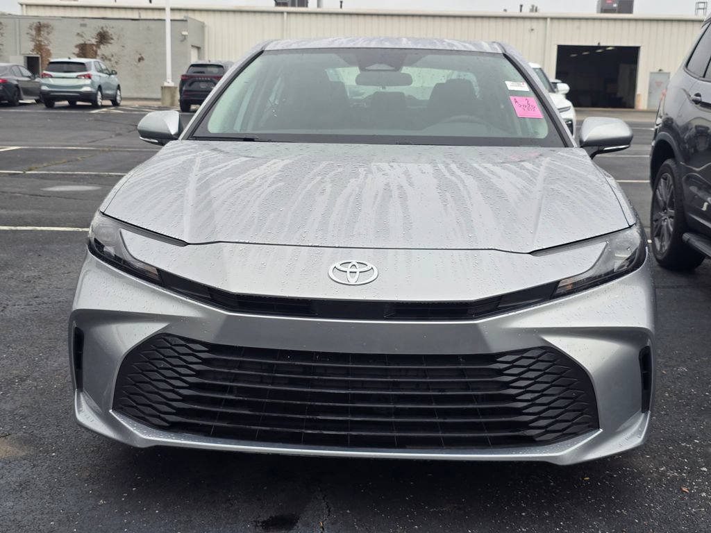Used 2025 Toyota Camry LE FWD image 2