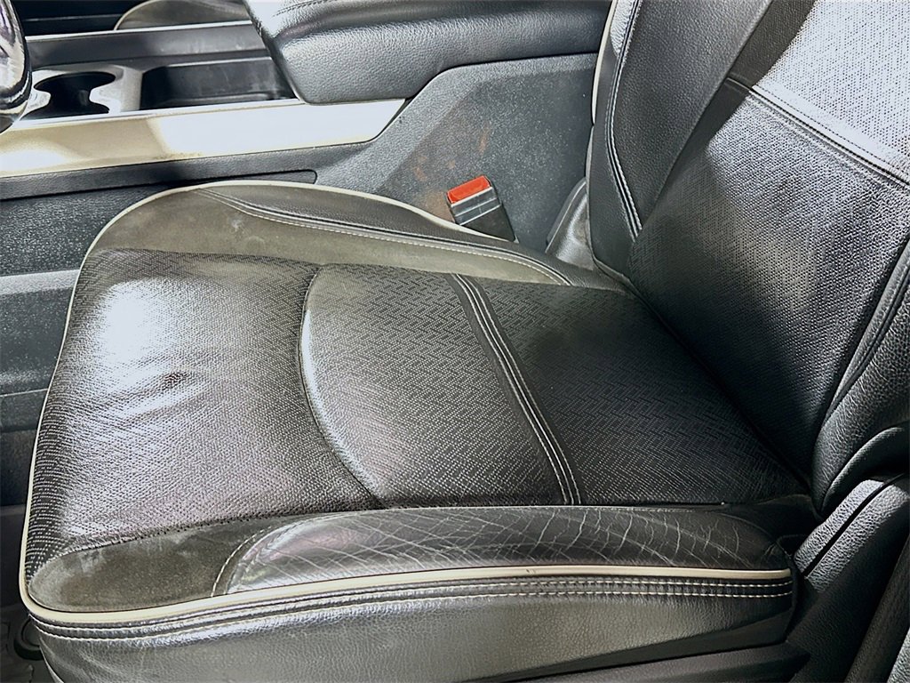 Used 2020 RAM 3500 Laramie image 18