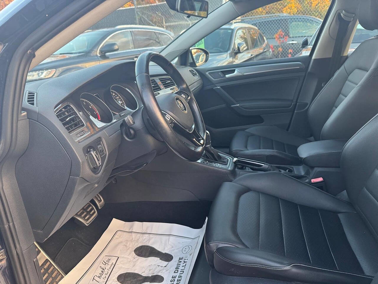 Used 2017 Volkswagen Golf Alltrack SE image 25