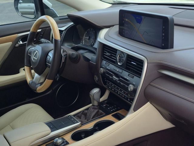 Used 2020 Lexus RX 350L FWD w/ Premium Package image 11