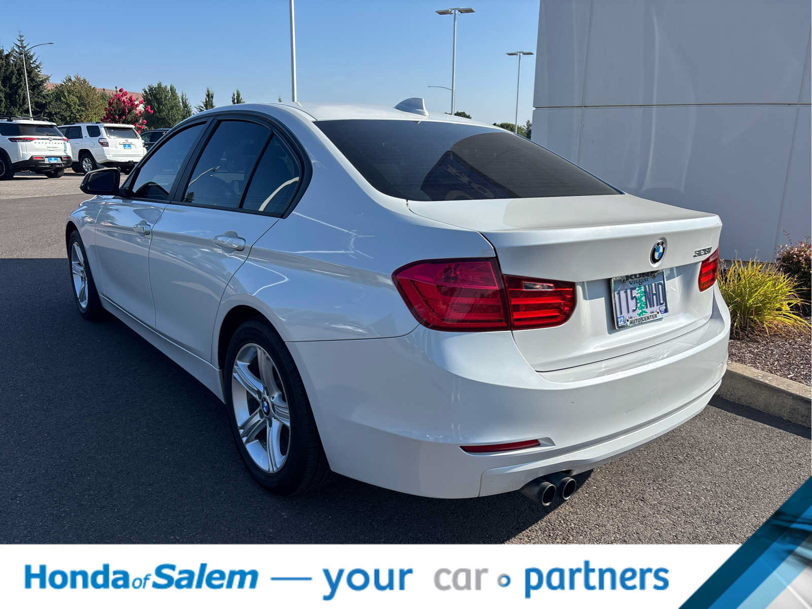 Used 2012 BMW 328i Sedan RWD image 4