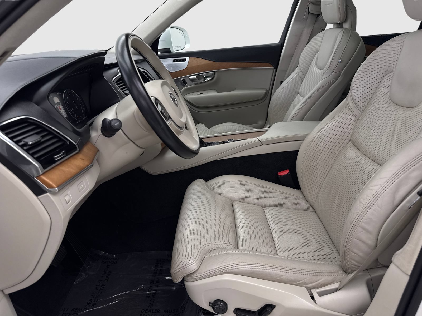 Used 2018 Volvo XC90 T6 Inscription w/ Luxury Package AWD/4WD image 17