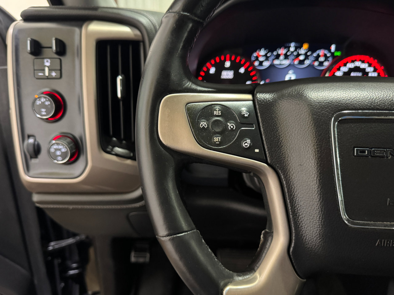 Used 2016 GMC Sierra 3500 Denali w/ Driver Alert Package image 20