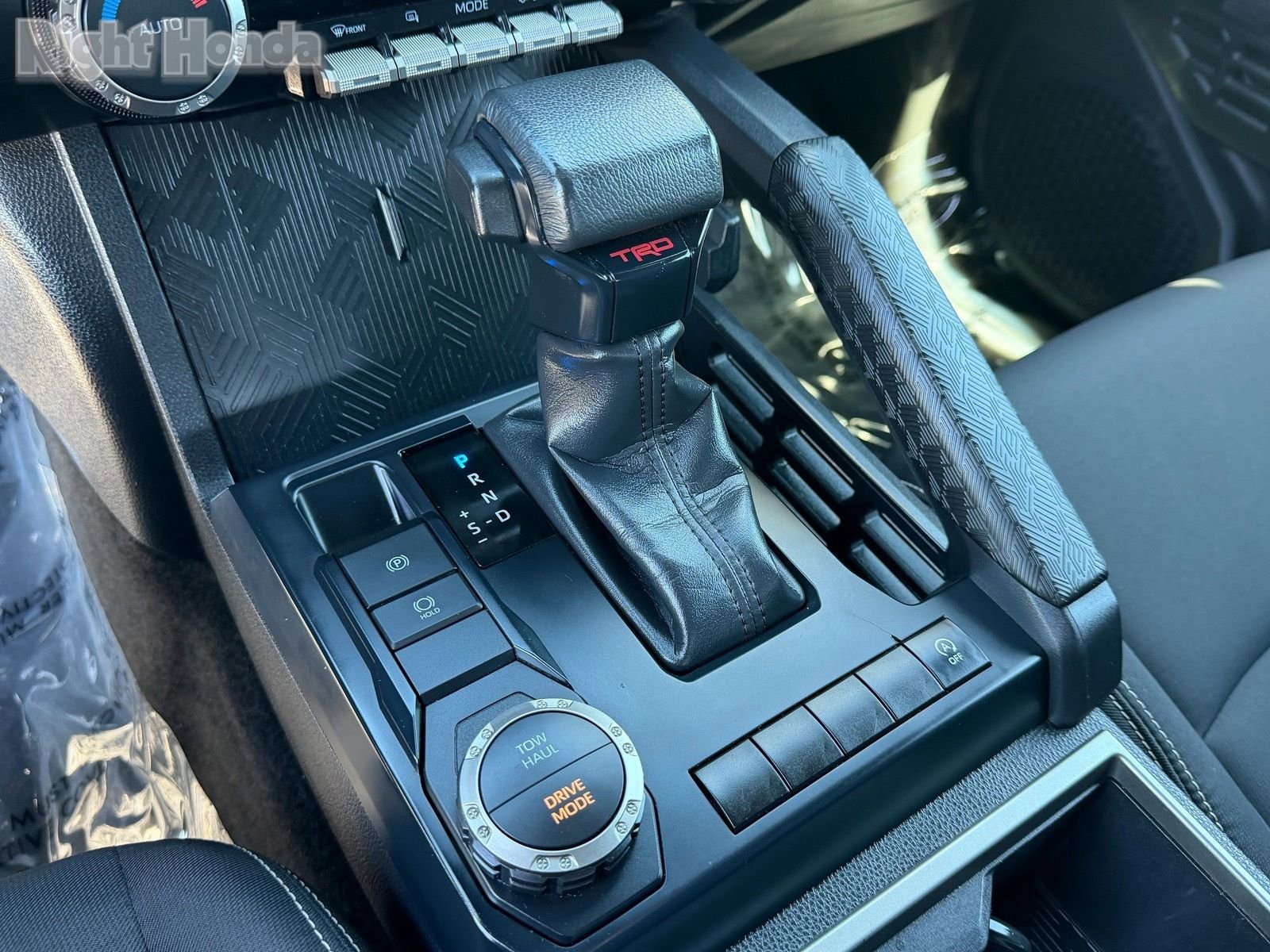 Used 2024 Toyota Tacoma TRD Sport image 28